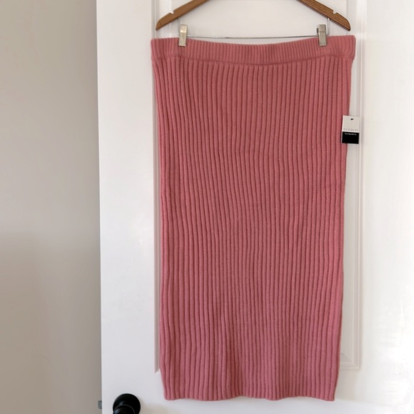 ⭐️NWT!⭐️Eloquii Elements Ribbed Knit Dusty Rose/Pink Stretchy Pull on Midi Skirt - Picture 2 of 10